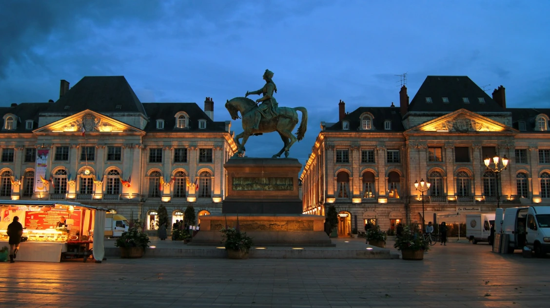 Vue d'Orléans, ville desservie par ECU3D pour l'impression 3D sur mesure. Vue d'Orléans, ville desservie par ECU3D pour l'impression 3D sur mesure.