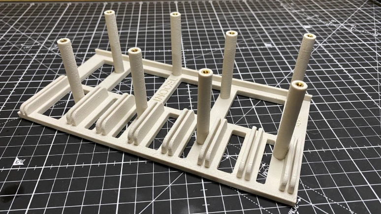 Série de pièces techniques imprimées en PA6-GF par impression 3D