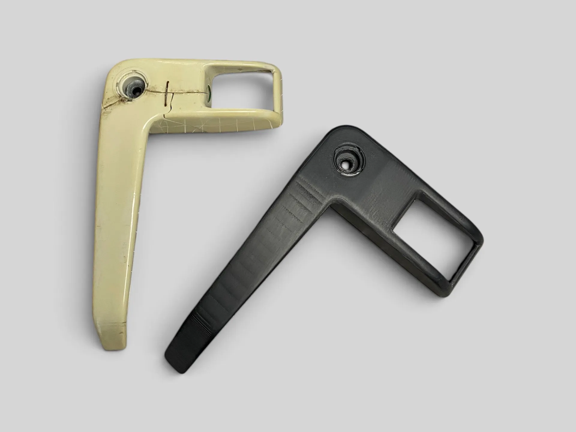 Poignée de porte de vanne reproduite en ASA par impression 3D